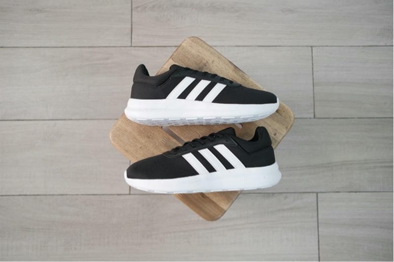 Adidas Lite Racer