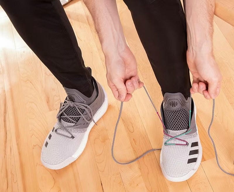 Tại Sao Dây Giày Dài Lại Là Một Vấn Đề?